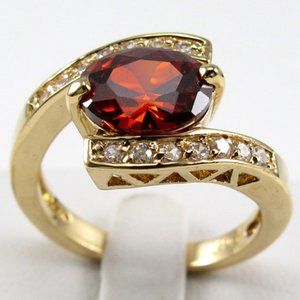 SZ 8 Red gem gold plated 925 ring in box
